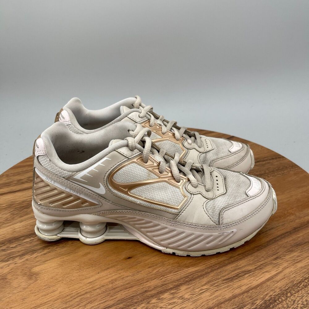 Nike Shox Enigma Shoes Womens Size 7 Desert Sand Running Comfort Walking Sneaker